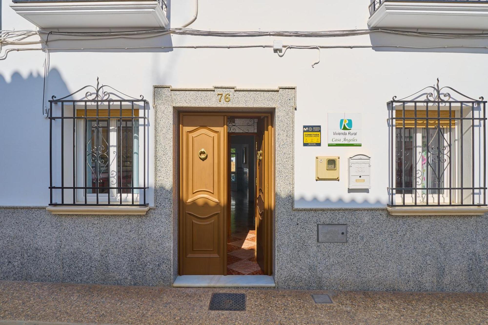 Casa Angeles Villa Cuevas Bajas Екстериор снимка